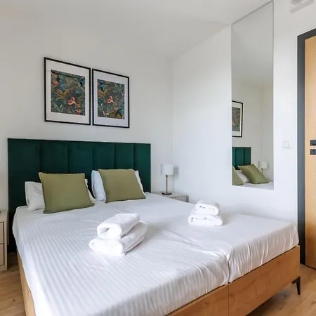 Apartament Zeus *